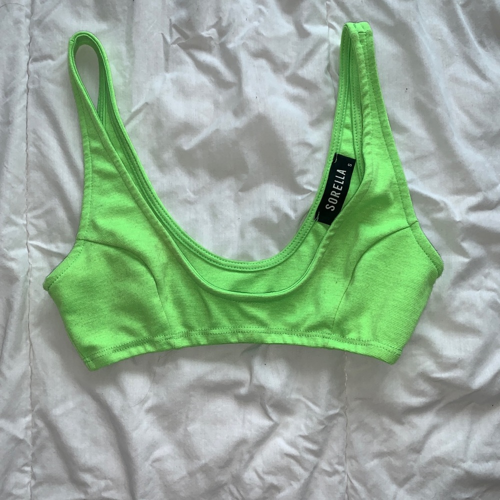 Sorella slime green crop top 💚